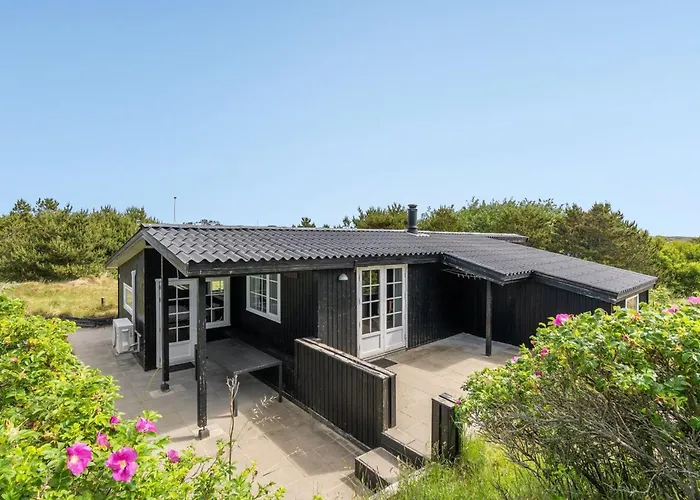 Stefana - 200m From The Sea By Interhome *