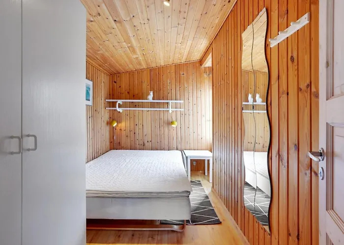 Stefana - 200m From The Sea By Interhome *