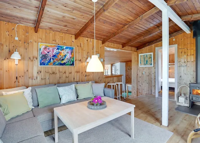 Stefana - 200m From The Sea By Interhome *